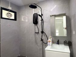Blk 408 Hong Kah Court (Jurong West), HDB Executive #520235431